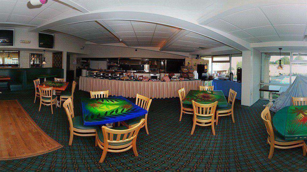 Quality Inn & Conference Center Maple Shade Exteriör bild
